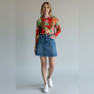 5/$25 Vintage Y2K Alberto Makali Abstract Print Sequined Crinkle Top Size Medium